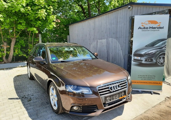 audi a4 Audi A4 cena 39999 przebieg: 182000, rok produkcji 2011 z Halinów